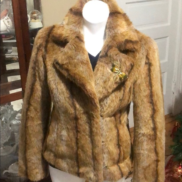 H&M Jackets & Blazers - Foux fur H&M Coat